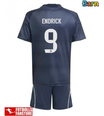 Real Madrid Endrick #9 Bortatröja Barn 2025-26 Kortärmad (+ Korta byxor)